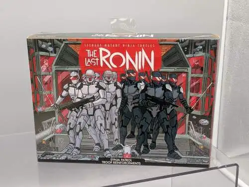 Neca Teenage Mutant Ninja Turtles ( Last Ronin )  Synja Patrol  1C