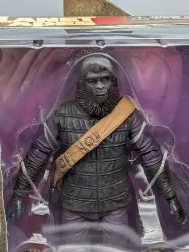 NECA Planet of the Apes Legacy Series 4er Set  Dr. Zaius Ursus Gorilla Zira  2B