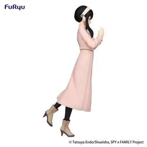 Furyu Spy x Family Trio-Try-iT  Yor Forger PVC Statue 21 cm  1K