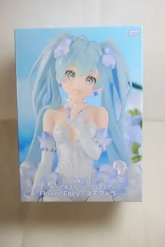Furyu Hatsune Miku Noodle Stopper Hatsune Mikuu Flower Fairy Nemophila Ver OBA
