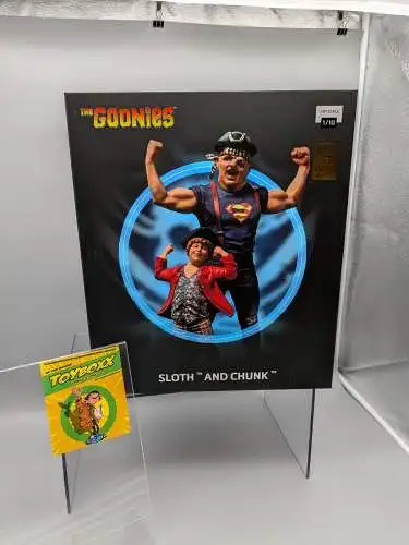 The Goonies Art Scale  Sloth and Chunk Statue 1/10 23 cm  Iron Studio