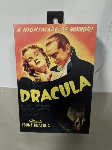 NECA Universal Monsters  Dracula Carfax Abbey 18 cm  OBG