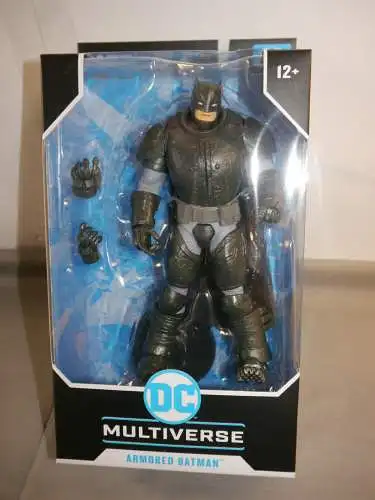  Multiverse DC Armored Batman (The Dark Knight Returns) 18 cm McFarlane KAD