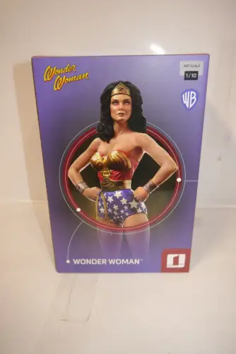 DC Comics Deluxe Wonder Woman Lynda Carter 1/10  23 cm Iron Studio