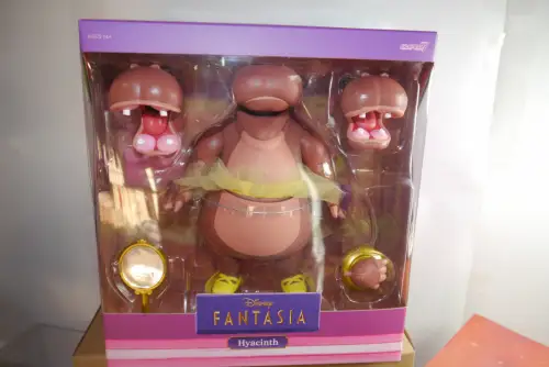 Disney Fantasia  Ultimates  Hyacinth Hippo Actionfigur 18 cm  Super7 OAA