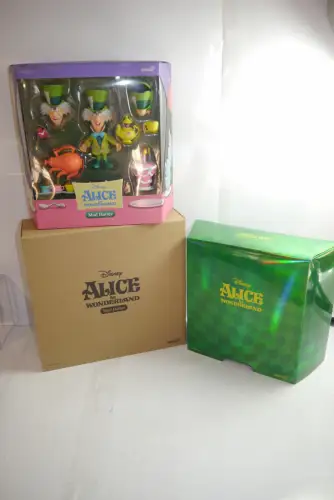 Disney  Alice im Wunderland The Tea Time Mad Hatter 18 cm  Super7 OAA