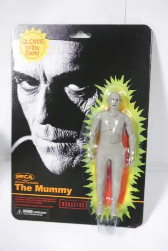 NECA Universal Monsters Ultimate The Mummy Retro Glow in the Dark OAI