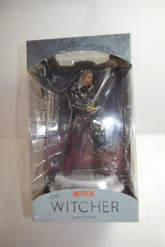 The Witcher Geralt   Season 2 24 cm  Netflix  Dark Horse OBH