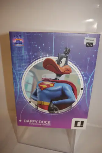 Space Jam: A New Legacy Art Scale Daffy Duck Superman  Statue 1/10   Iron Studio