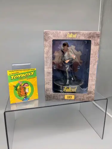 Fallout  Lucy  PVC Statue 18 cm Dark Horse 1D