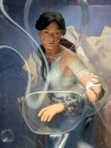 Fallout  Lucy  PVC Statue 18 cm Dark Horse 1D