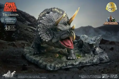 Eine Million Jahre vor unserer Zeit Triceratops Harryhausen 19 cm Star ACE