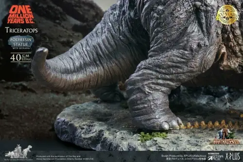 Eine Million Jahre vor unserer Zeit Triceratops Harryhausen 19 cm Star ACE