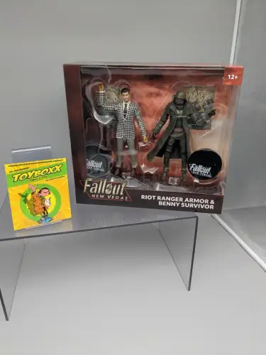Fallout: New Vegas Statuen 2er Riot Ranger Armor & Benny Survivor   McFarlane 1H