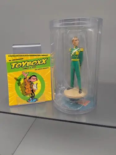 TIM & STRUPPI Tintin Herge Reporter im grünem Kostüm Figur 42259