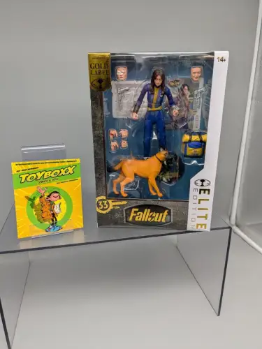 Fallout McFarlane Elite Edition Lucy Actionfigur 18 cm  1H