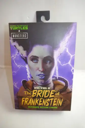 Neca Universal Monsters x Turtles  April as The Bride 18 cm OBE