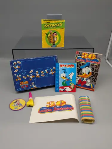 Disney 30 Jahre LTB Lustiges Taschenbuch in Box mit Extras  Z:2  B19