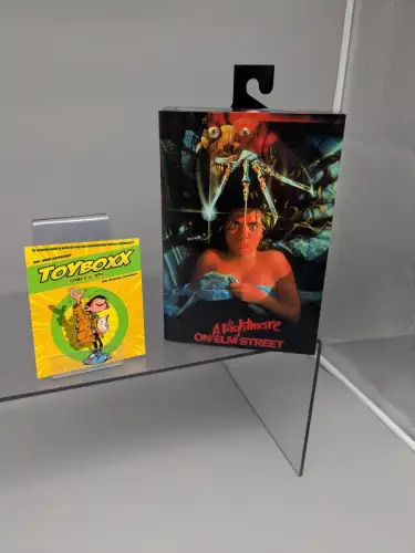 NECA Nightmare On Elm Street   Freddy Krueger 18 cm 30th Anniversary Ultimate 2D