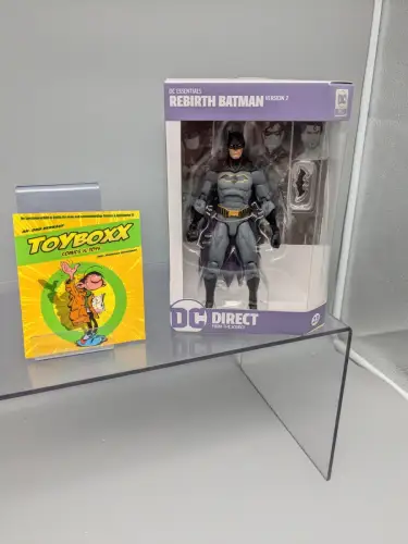 DC Essentials Batman (Rebirth) Version 2 Actionfigur  18 cm  2J