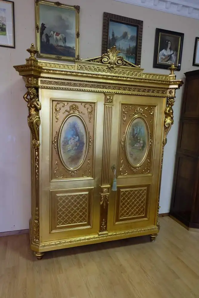 wunderschöner Prunkschrank mit originalen Gemälden an den Schranktüren 0