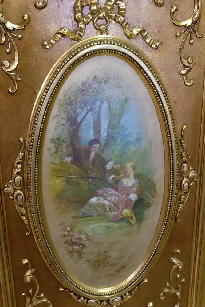 wunderschöner Prunkschrank mit originalen Gemälden an den Schranktüren 2