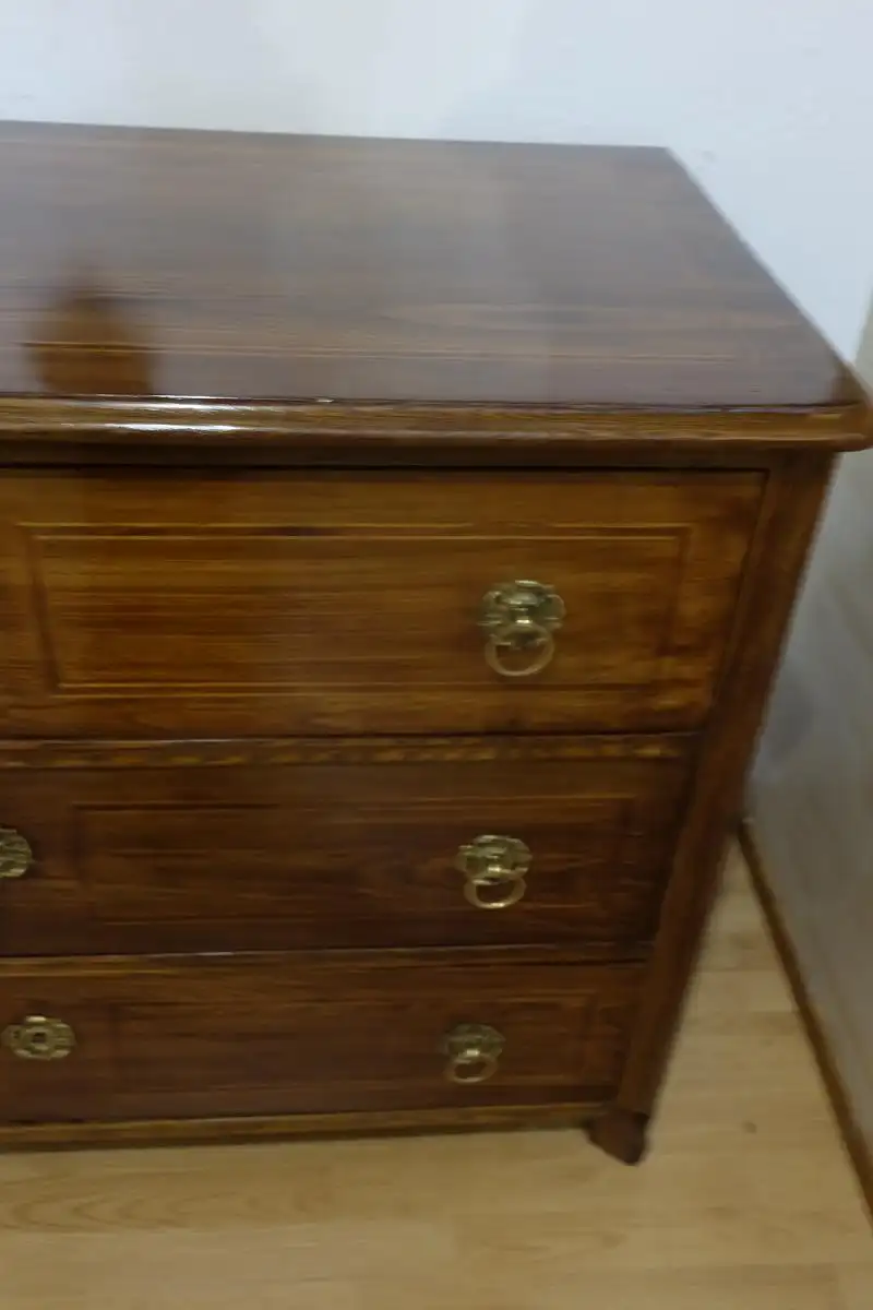 restaurierte Kommode 3