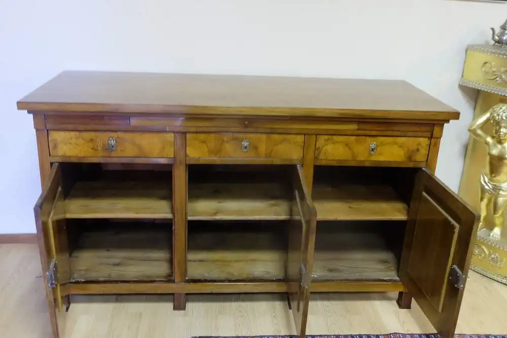 wunderschöne Anrichte 2