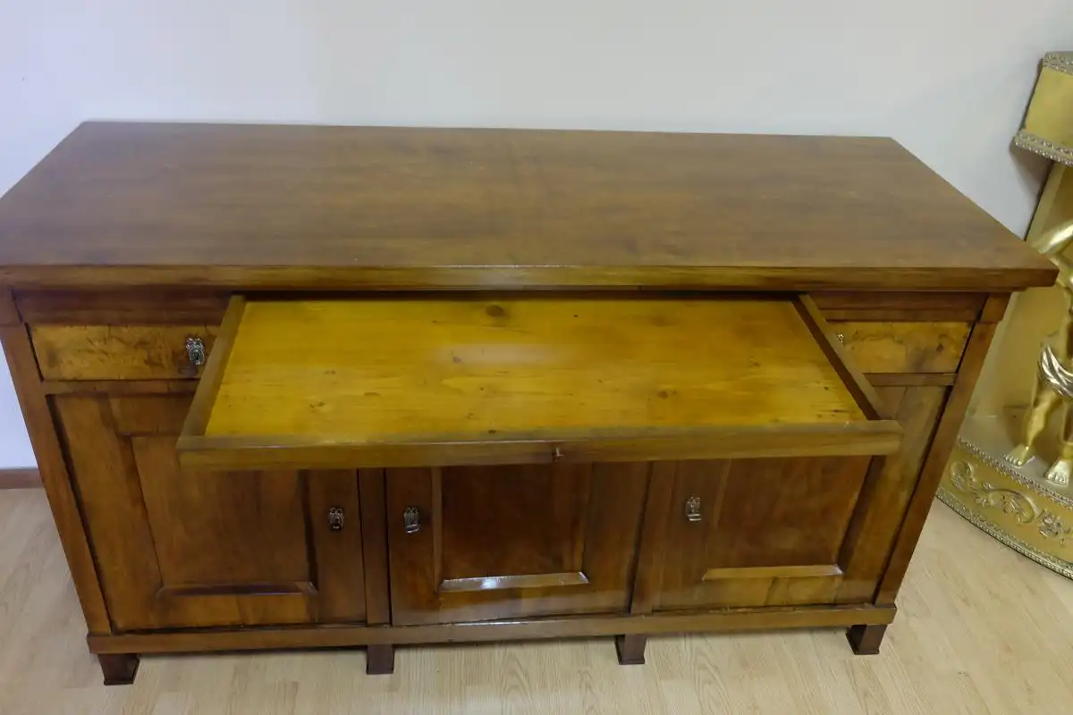 wunderschöne Anrichte 4