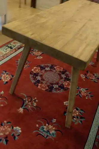 restaurierter Hacktisch