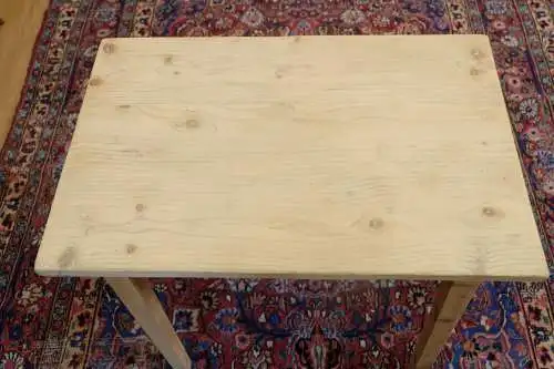 restauriertes Tischerl