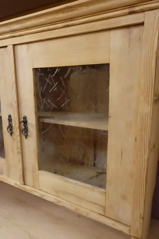 restaurierte Kredenz 3