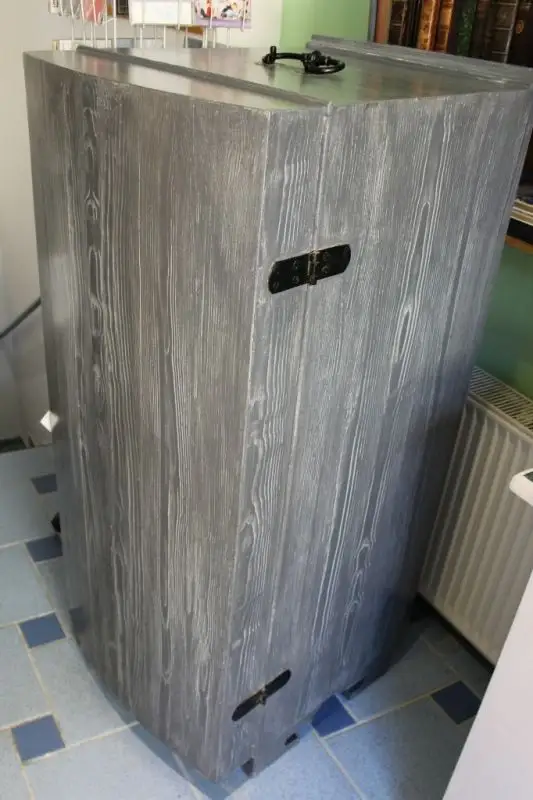 BARSCHRANK AUS DECKELTRUHE um 1880 4