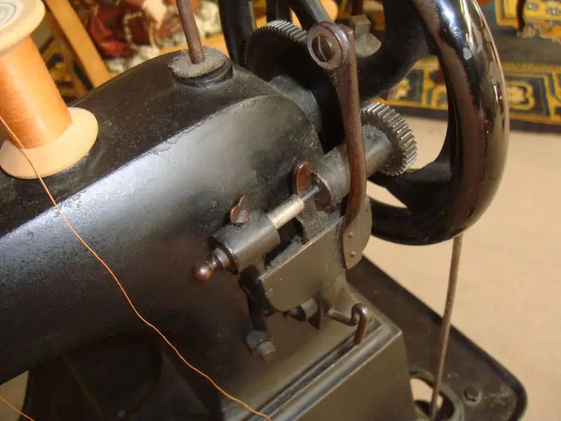 ANTIK alte Singer Sattler / Leder Nähmaschine 8