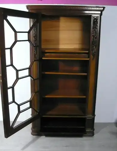 Jugendstil Kanzlei Schrank Vitrine Bücherschrank 1trg Nußbaum, Auszug + Klapptüre 1920er 