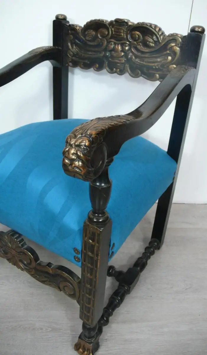 Opas antiker Sessel Thron, Französischer Kolonial Stil, Eiche dunkel + Blaues Polster, um 1900 1