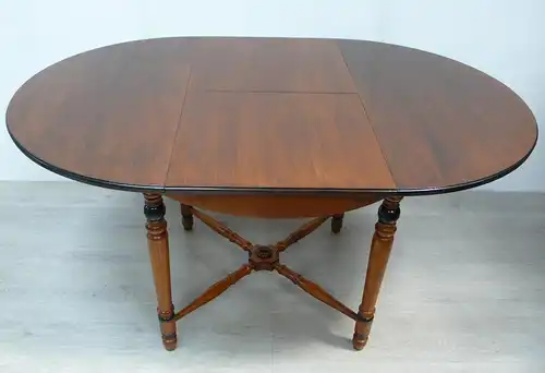 1930er Esstisch rund ausziehbar zu oval, Eiche Vollholz + Schwarz Biedermeier Stil