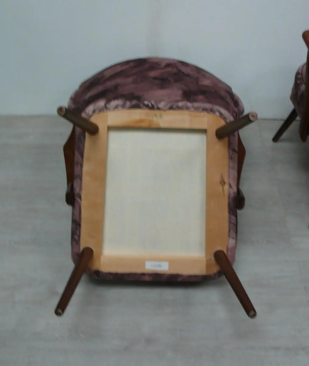 Zwei 60er 70er Cocktailsessel mit Armlehnen Aubergine Farben Mid Century Modern 4
