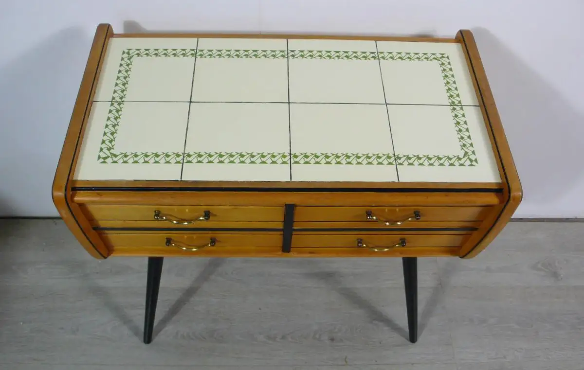 50er 60er Flurschränkchen Kommode Nähtischchen 4 Schubladen Fliesen Oberfläche schräge Beine Mid Century Modern 2