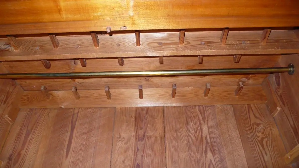 Dielenschrank Kleiderschrank 2-türig 1 Schublade Nußbaum Vollholz Kirschholz Furnier Gründerzeit um 1880 6