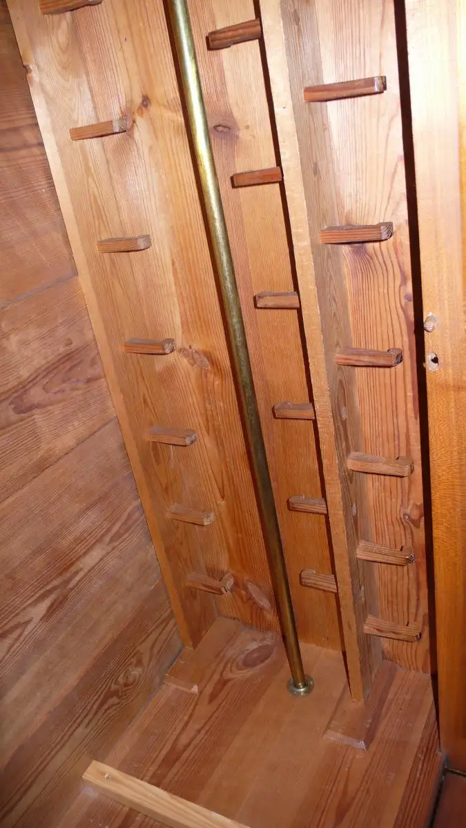 Dielenschrank Kleiderschrank 2-türig 1 Schublade Nußbaum Vollholz Kirschholz Furnier Gründerzeit um 1880 7