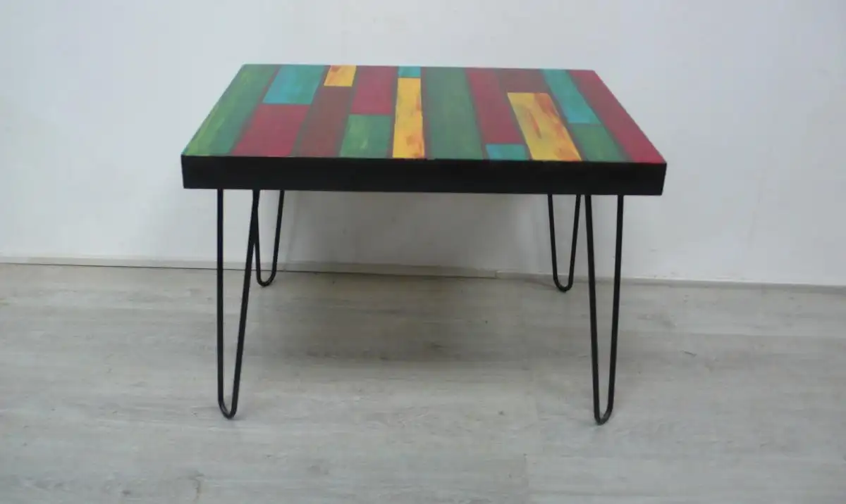 60er Couchtisch im Holzlattenstil handbemalt mit Haarnadelbeine  Mid Century Modern 3