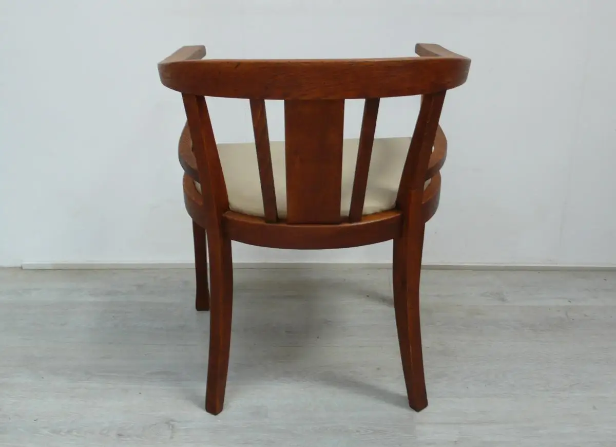 1900er Stuhl mit Armlehnen Leder-Sitzfläche, Gründerzeit, Früher Bauhaus Stil Gropius Stil 4