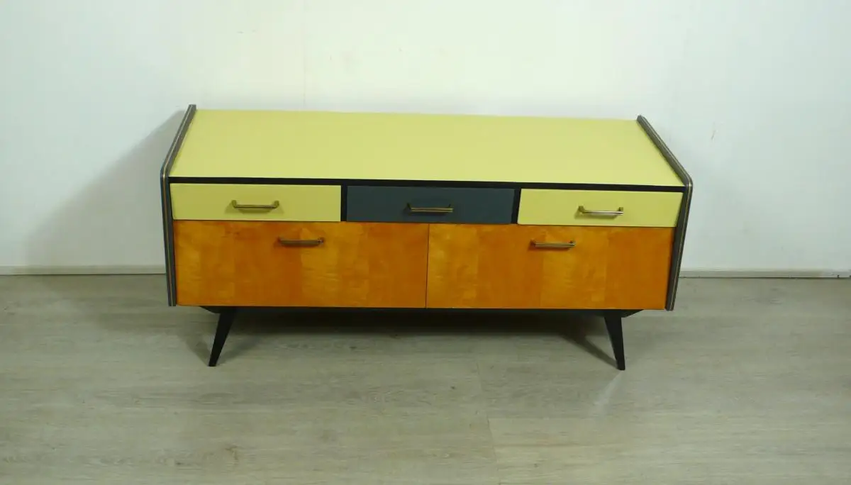 50er 60er Kommode Lowboard Grau Hellgelb Birke 3 Schubladen 2 Klapptüren Mid Century Modern 2