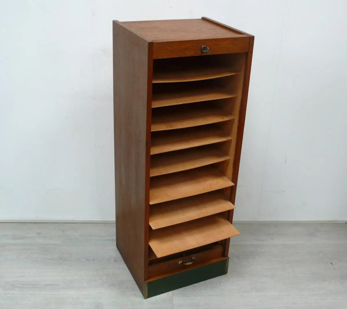 50er Büro Akten Rolladenschrank schmal halbhoch 8 Auszüge, Eiche Natur 3