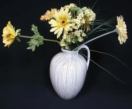 50er Rosenthal Vase / Krug weiß mit grau-grünen Bleistift-Strichen, Nr. 684/27 signiert mit "m", Mid Century Modern
