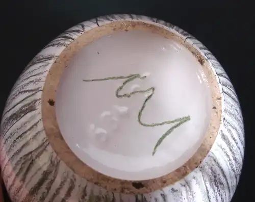 50er Rosenthal Vase / Krug weiß mit grau-grünen Bleistift-Strichen, Nr. 684/27 signiert mit "m", Mid Century Modern