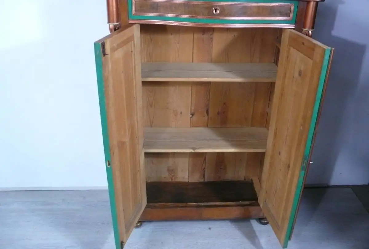 VERTIKO mit Spiegelaufsatz, 1900er Jugendstil, Nußbaum+Kupfer+Grün, kunstvoll überarbeitet 5