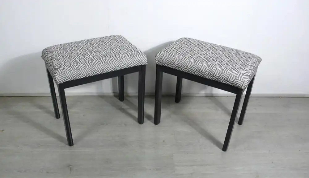 2 Hocker / Tritthocker 50er Dunkelgrau + Schwarz-Weiß Polster, 50er 60er 0