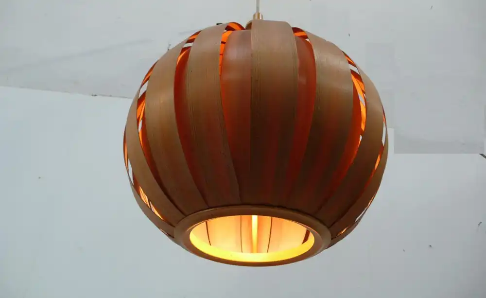 60er Rattan Kugellampe Hängelampe im Teak Ton, Mid Century Modern, Danish Modern oder German Modern 4